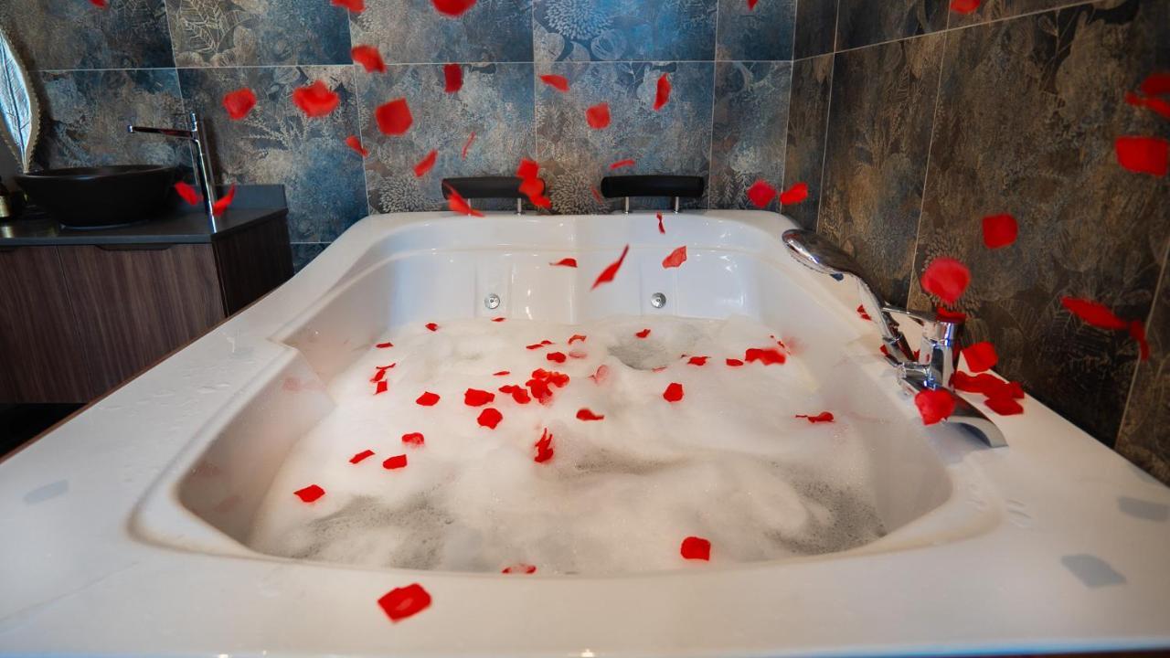 Motel Heksapolis Tavsancil Екстериор снимка