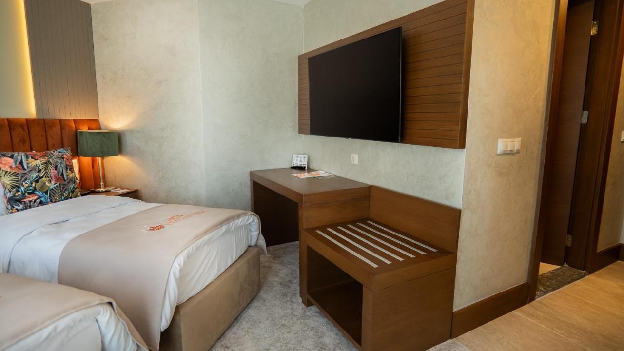 Motel Heksapolis Tavsancil Екстериор снимка