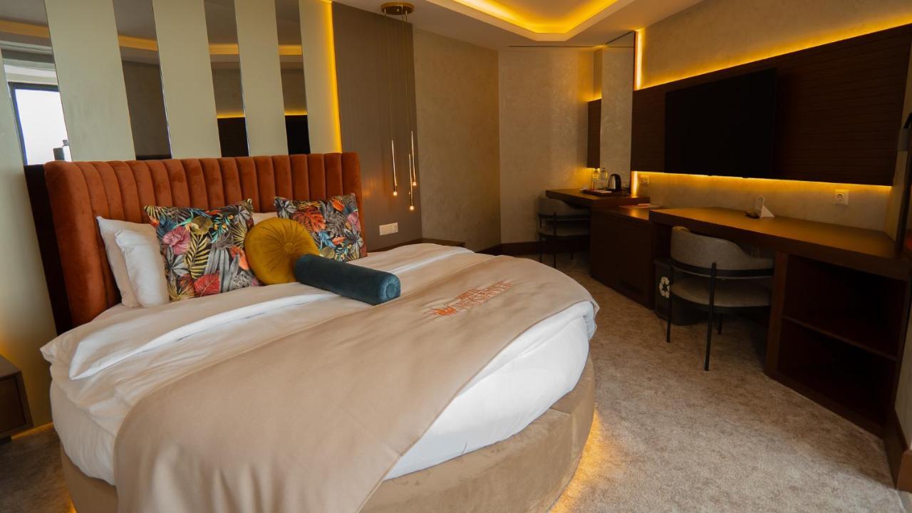 Motel Heksapolis Tavsancil Екстериор снимка