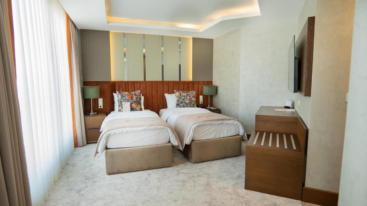 Motel Heksapolis Tavsancil Екстериор снимка